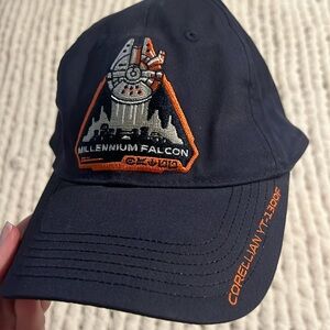 DISNEY MILLENNIUM FALCON HAT